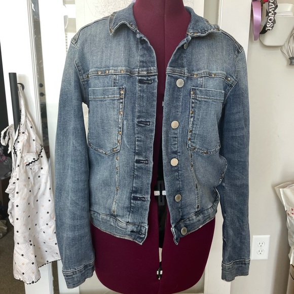 Rock & Republic Boxy Jean Jacket - Picture 1 of 2